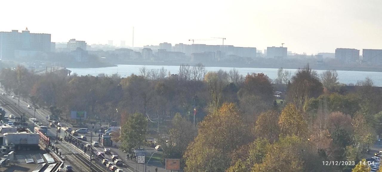 Platinum Apartment - Apartament Cu 3 Camere, 2 Dormitoare, 2 Bai, Bucatarie Complet Utilata, 2 Balcoane Bucarest Esterno foto