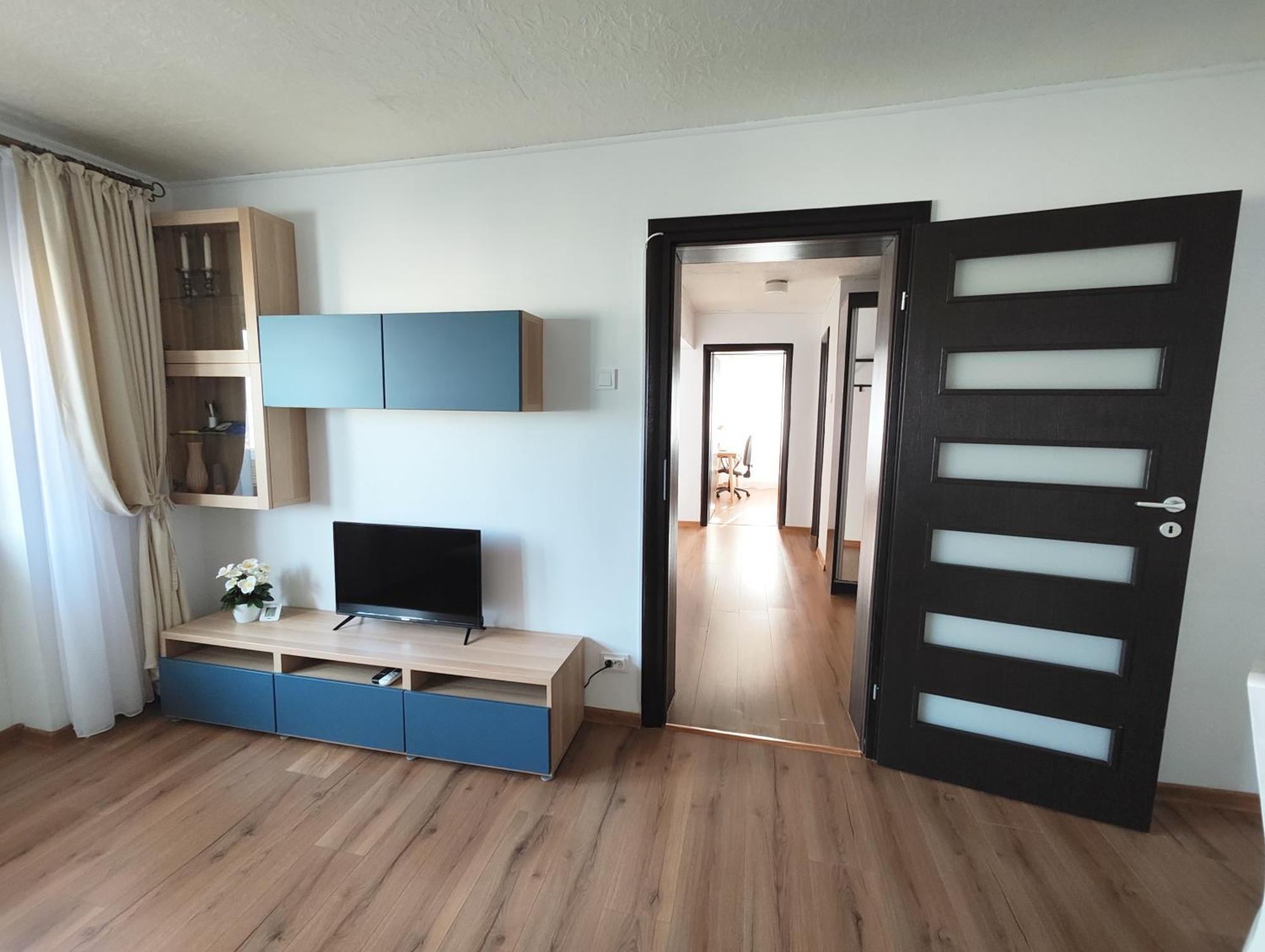 Platinum Apartment - Apartament Cu 3 Camere, 2 Dormitoare, 2 Bai, Bucatarie Complet Utilata, 2 Balcoane Bucarest Esterno foto