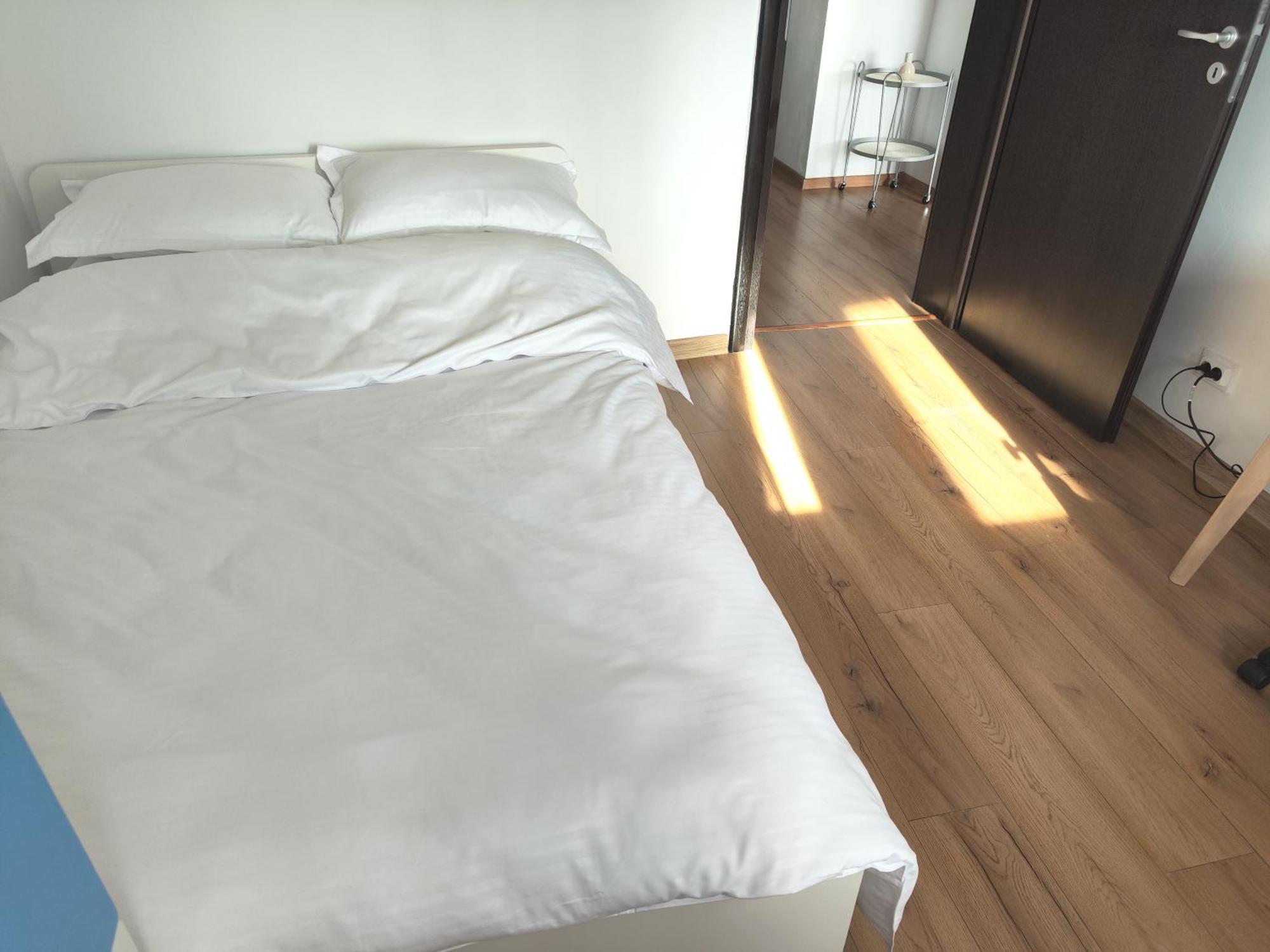 Platinum Apartment - Apartament Cu 3 Camere, 2 Dormitoare, 2 Bai, Bucatarie Complet Utilata, 2 Balcoane Bucarest Esterno foto