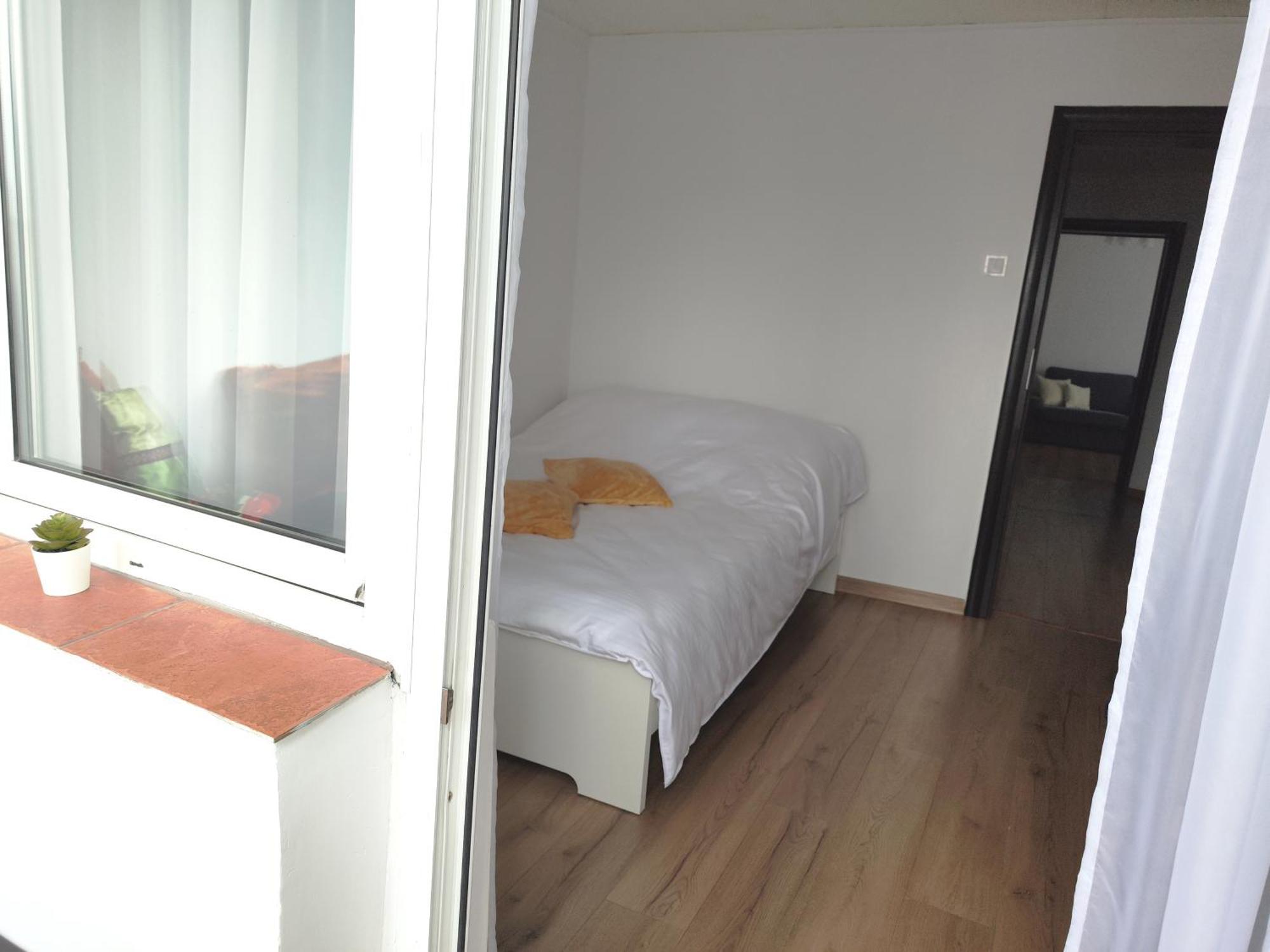Platinum Apartment - Apartament Cu 3 Camere, 2 Dormitoare, 2 Bai, Bucatarie Complet Utilata, 2 Balcoane Bucarest Esterno foto